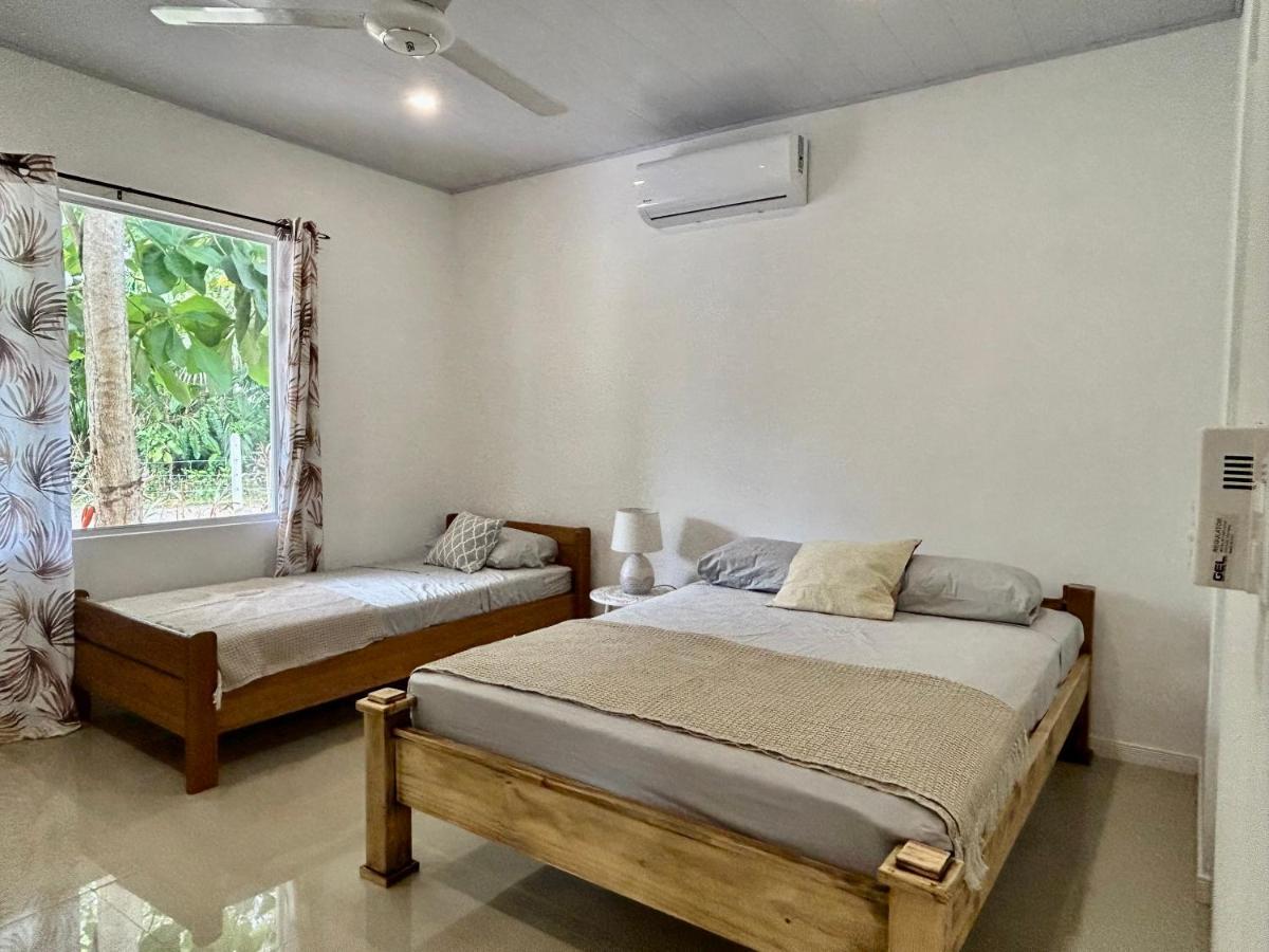 Casa Martin Cahuita Charming Spanish Home Kültér fotó