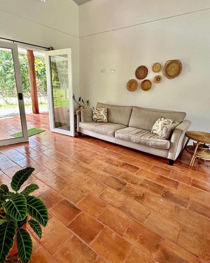 Casa Martin Cahuita Charming Spanish Home Kültér fotó